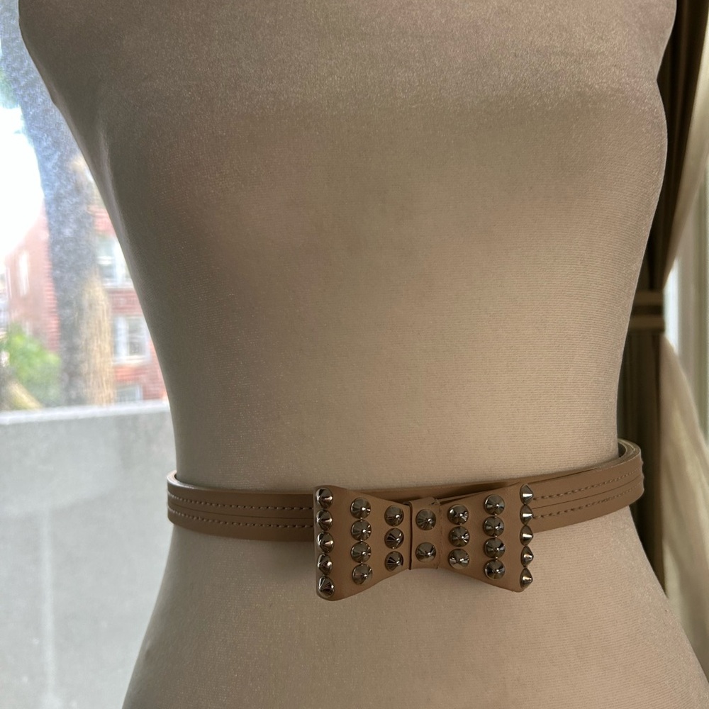 Chic Bow Studded Belt in Tan Leather